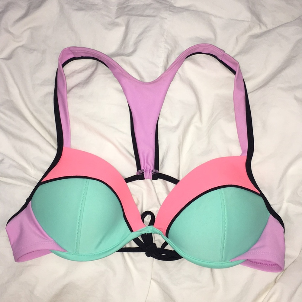 Razor back bikini top